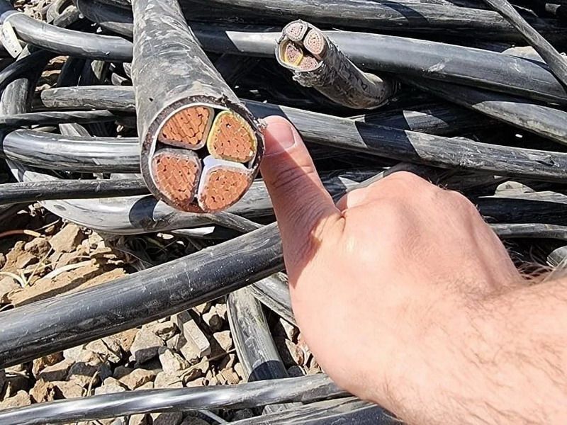 Демонтаж кабеля